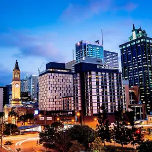 5* Отель Pullman King George Square