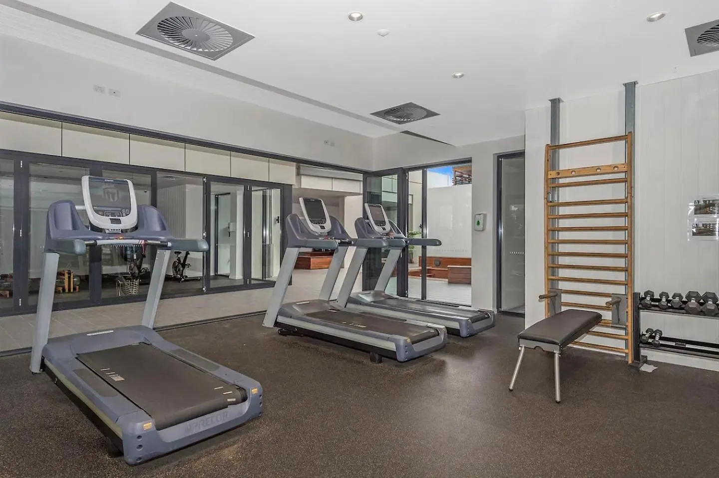 Top Floor With Gorgeous Views, King Bed, Pool & Gym Brisbane 0*,